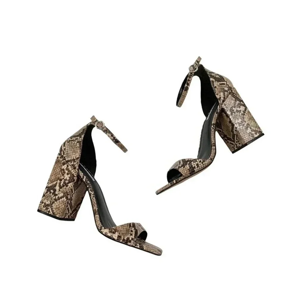 Chelsea & Violet Tara Snake Print Block Heel Sandal 6 NWT